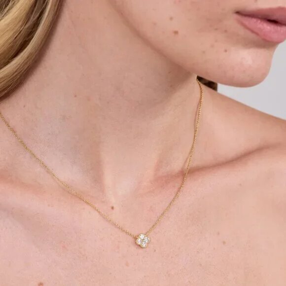 New Electric Picks Camilla 14k gold floral Van Cleef and Arpels Alhambra pendant - Picture 3 of 9